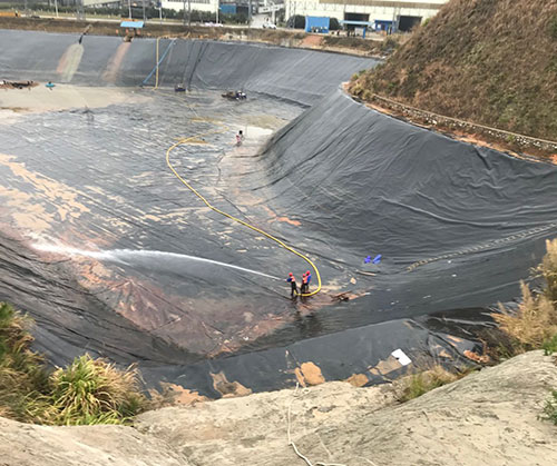 江源废水池清理
